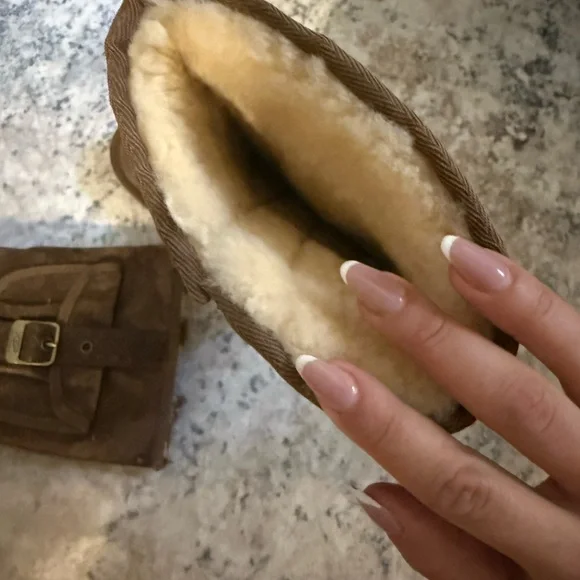 UGG Women's Brown Suede Winter Boots - Picture 6 of 7